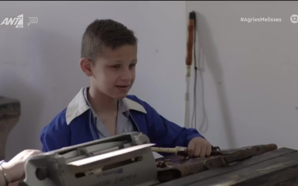 Άγριες Μέλισσες: Πώς γυρίστηκε η συγκλονιστική σκηνή με τα τυφλά παιδιά (βίντεο)