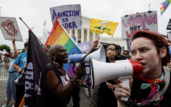 Οι αμβλώσεις στις ΗΠΑ αυξήθηκαν, παρά τους περιορισμούς από το 2022