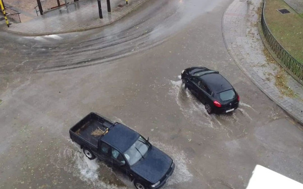 Καταστροφές σε καλλιέργειες και εκτεταμένες πλημμύρες από τη θεομηνία στην Ξάνθη - Στο σκοτάδι πολλά χωριά