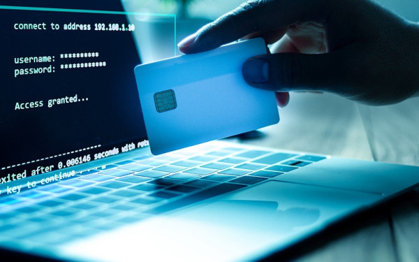 Εξαρθρώθηκε εγκληματική οργάνωση για ηλεκτρονικές απάτες με «τζίρο» 638.000 ευρώ -  Εμφανίζονταν ως εκπρόσωποι των Σωμάτων Ασφαλείας