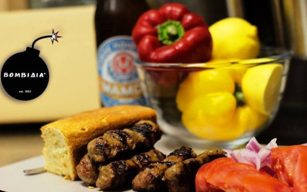 «Βομβίδια»: Τα διάσημα σουτζουκάκια της Βασιλέως Ηρακλείου