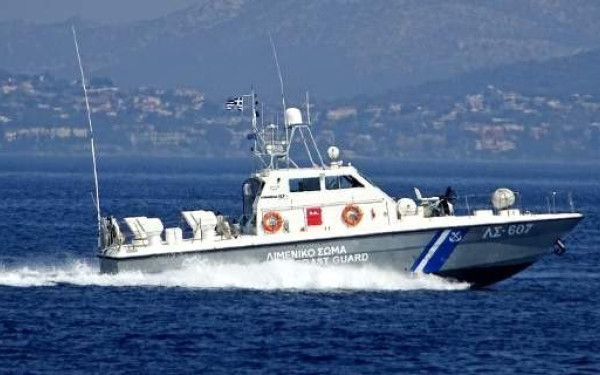 Εντοπισμός και διάσωση 14 ατόμων στη Μήθυμνα Λέσβου