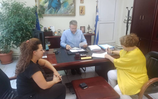 Ωραιόκαστρο: Αναβαθμίζεται η περιφερειακή οδός στον Πεντάλοφο με πεζοδρόμια και νέο ηλεκτροφωτισμό