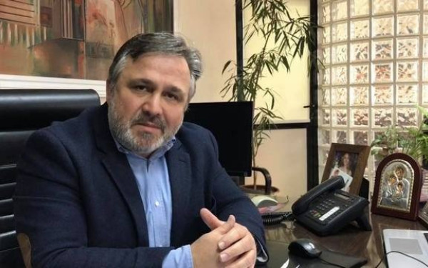 Κλ. Μανδαλιανός: Καταδικάζει απερίφραστα τον ξυλοδαρμό εργαζόμενου της καθαριότητας από δημότη 