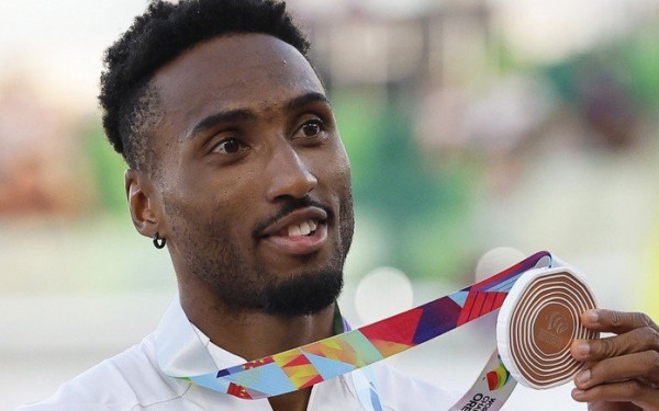 Ο ανήφορος του Χάντσον-Σμιθ: Από την απόπειρα αυτοκτονίας στην κορυφή του παγκόσμιου στίβου (βίντεο)