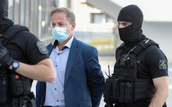 Δημήτρης Λιγνάδης: 12 χρόνια συνολική φυλάκιση για τους δύο βιασμούς αποφάσισε το δικαστήριο