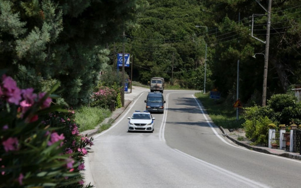 Καβάλα: Έρευνες στο σημείο του δυστυχήματος από το λόχο βιολογικών όπλων του Στρατού (βίντεο)