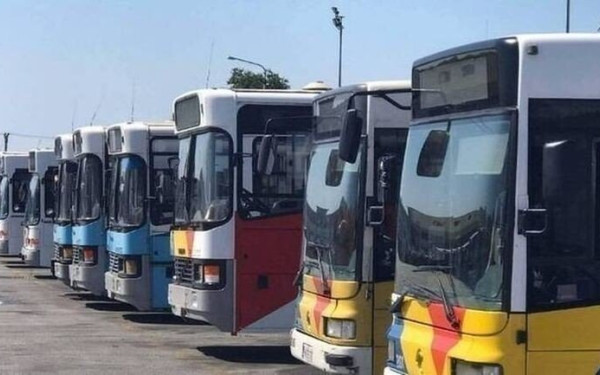 ΟΑΣΘ: Δωρεάν κάρτες απεριόριστων διαδρομών σε περισσότερα από 30 παιδιά (βίντεο)