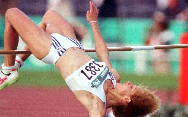 Όταν η Νίκη Μπακογιάννη μπήκε στα ρεκόρ Γκίνες (βίντεο)