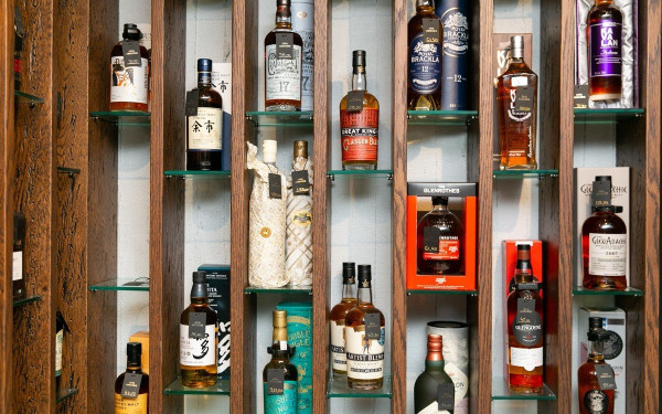 Cava Abatzis: Ποιότητα και ποικιλία με εγγύηση 27 ετών