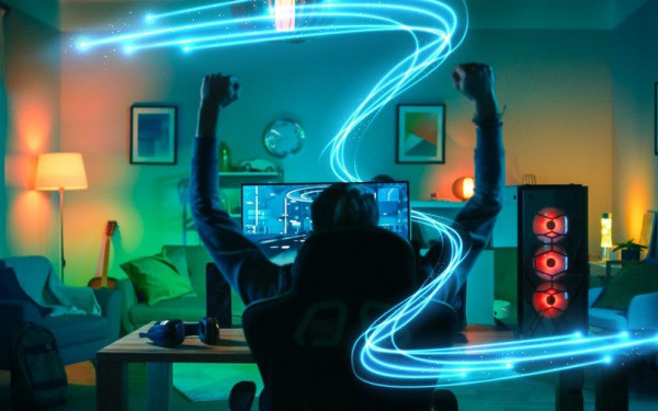 Το COSMOTE Fiber έφερε 100% οπτική ίνα σε 185.000 νοικοκυριά κι επιχειρήσεις στο νομό Θεσσαλονίκης