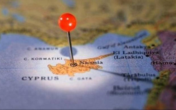 Κύπρος: Να εντείνουν τις προσπάθειες για διάνοιξη οδοφραγμάτων καλούν τους ηγέτες ελληνοκυπριακά και τουρκοκυπριακά κόμματα