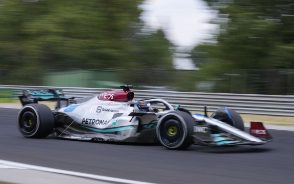 Φόρμουλα 1: Ο Ράσελ πήρε την pole position στην Ουγγαρία (βίντεο)