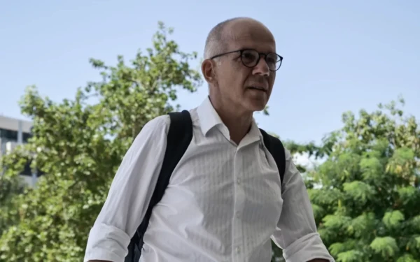 Υποκλοπές: Σήμερα καταθέτει ο Τάσος Τέλλογλου και την Τρίτη ο Θανάσης Κουκάκης