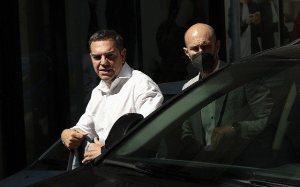 Ταξίδια «αστραπή» και mini περιοδείες για τον Αλέξη Τσίπρα- Στην Πέλλα σήμερα ο αρχηγός της αξιωματικής αντιπολίτευσης 