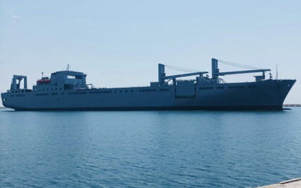 Έδεσε στην Αλεξανδρούπολη το USNS Mendonca - Τι θα μεταφέρει πίσω στις ΗΠΑ (φωτ.)