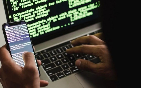 Σοκ στην Πάτρα: Συνελήφθη 83χρονος συνταξιούχος γιατρός για παιδική πορνογραφία