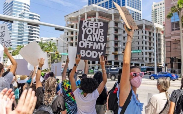 ΗΠΑ: Η πολιτεία της Ουάσινγκτον αγόρασε χάπια άμβλωσης αρκετά για τρία χρόνια 