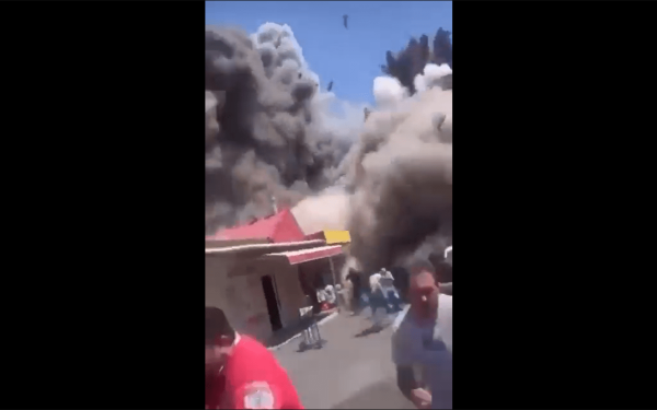 Αρμενία: Ένας νεκρός και τουλάχιστον 45 τραυματίες από εκρήξεις στην πρωτεύουσα (βίντεο)