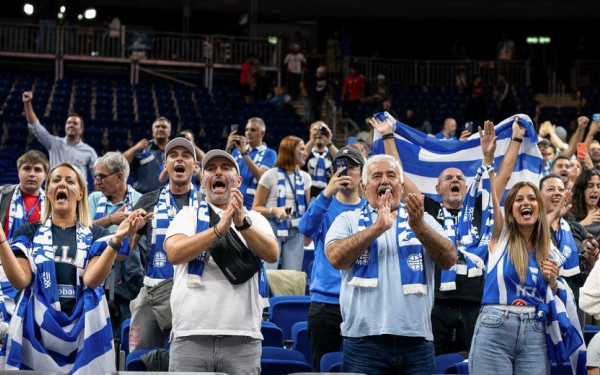 «Ξέραμε ότι στο τέλος η Εθνική θα περνούσε»: Ο αντιπρόεδρος των «Πελαργών» περιγράφει το συγκλονιστικό ματς με την Τσεχία (βίντεο)