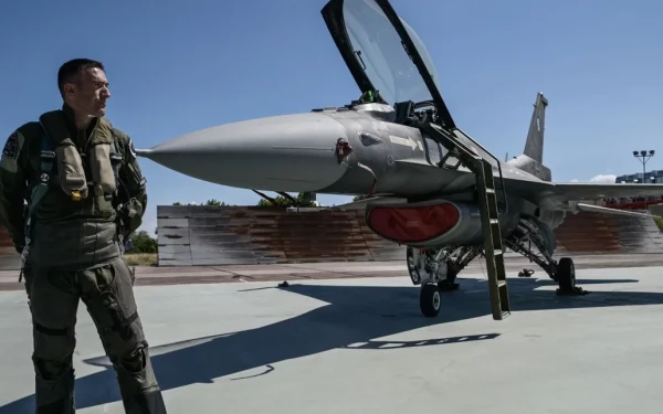 Παρουσία Μητσοτάκη αύριο η παραλαβή του 5ου F-16 Viper από την Πολεμική Αεροπορία