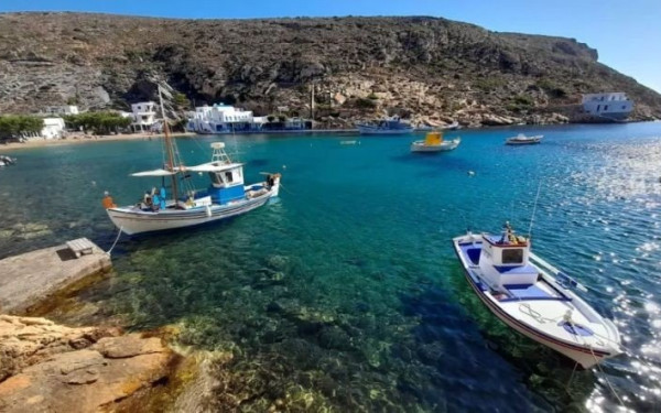 Βρετανικοί Times: Τα 28 ιδανικά μέρη για διακοπές στην Ελλάδα το 2024