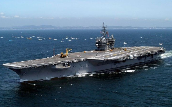 Στη Νότια Κορέα αεροπλανοφόρο των ΗΠΑ για στρατιωτικές ασκήσεις
