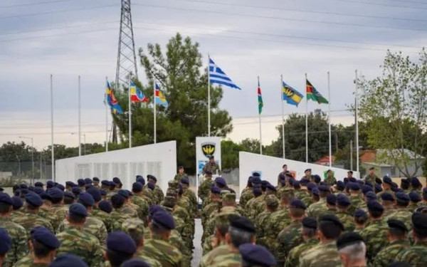 Ο αρχηγός ΓΕΕΘΑ στον Έβρο: Εντολές για συνεχή επαγρύπνηση (βίντεο, φωτ.)