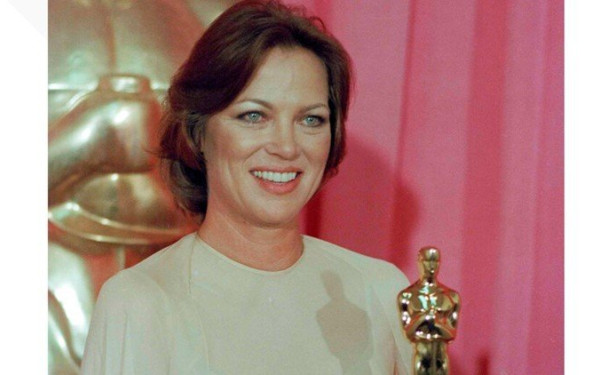  Απεβίωσε σε ηλικία 88 ετών η τιμηθείσα με Όσκαρ ηθοποιός Λουίζ Φλέτσερ