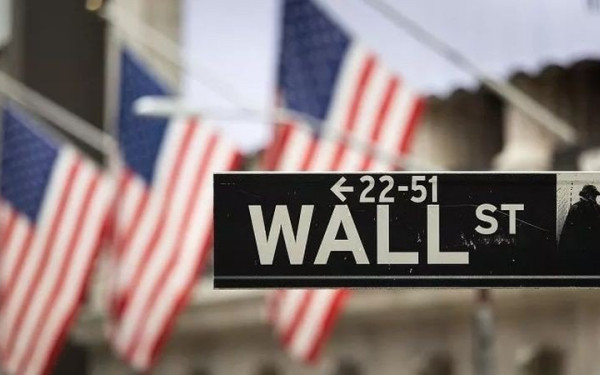 «Βουτιά» στα χρηματιστήρια: «Μερικές φορές πρέπει να παίρνεις το φάρμακό σου», δήλωσε ο Τραμπ «Βουτιά» στα χρηματιστήρια: «Μερικές φορές πρέπει να παίρνεις το φάρμακό σου», δήλωσε ο Τραμπ