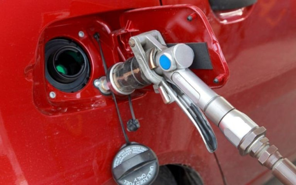 Κινητοποίηση της πυροσβεστικής για διαρροή αερίου από σταθμευμένο αυτοκίνητο στην περιοχή ΙΚΕΑ