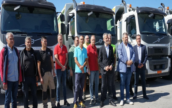 Θεσσαλονίκη: 10 νέα απορριμματοφόρα στη μάχη για την καθαριότητα