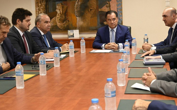 Αδ. Γεωργιάδης: «Αν κάποιος εμπορικός σύλλογος θέλει να εφαρμόσει για τα μέλη του διαφορετικό ωράριο, αυτό δεν αφορά το κράτος»