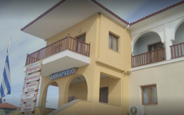 Υποψήφιους με το... κυάλι  ψάχνουν στη Χαλκιδική