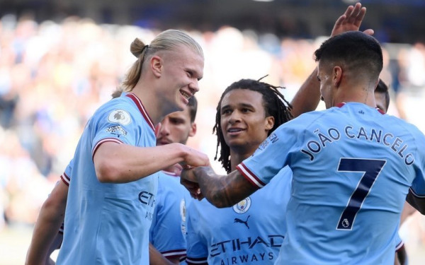 Αγγλία: Από πεντάρα σε τεσσάρα η Μάντσεστερ Σίτι (βίντεο)