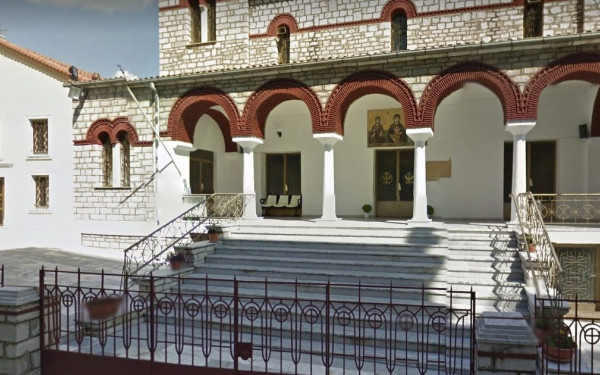 «Μάχη» για τρεις στη Διαρκή Ιερά Σύνοδο για τη θέση του μητροπολίτη Δράμας