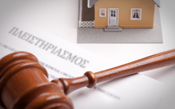 Πλειστηριασμοί, κατασχέσεις: Δραματική αύξηση μέσα σε έναν χρόνο – Σε απόγνωση οι δανειολήπτες