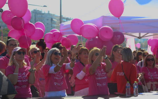 Το «Sail For Pink» άνοιξε και πάλι... πανιά στη Θεσσαλονίκη (φωτ.)
