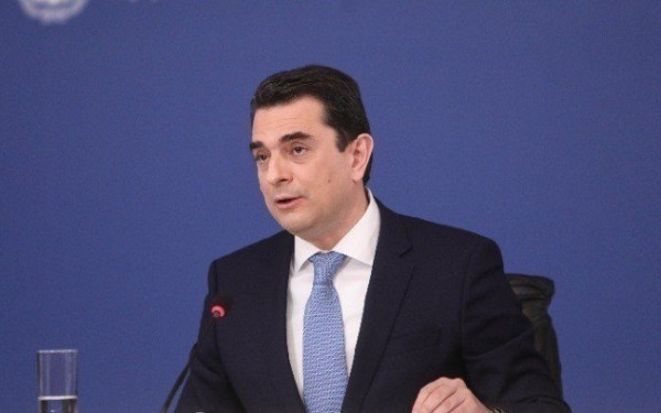 Σκρέκας για νερό: Θα παραμείνει δημόσιο αγαθό - Ανεξάρτητη Δημόσια Ρυθμιστική Αρχή θα ελέγχει τις χρεώσεις (βίντεο)