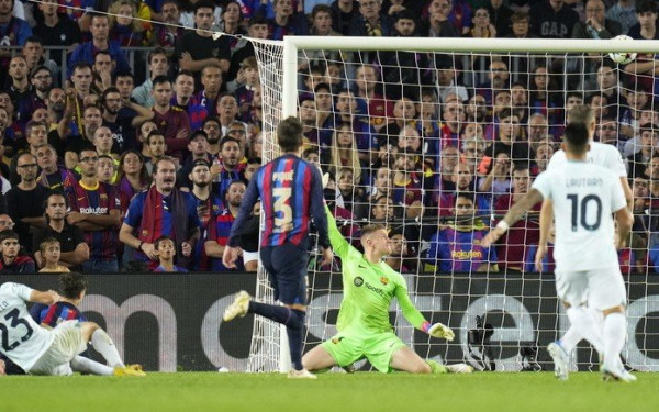 Champions League: Επικό ντέρμπι στη Βαρκελώνη, επτάρα η Λίβερπουλ! (βίντεο)