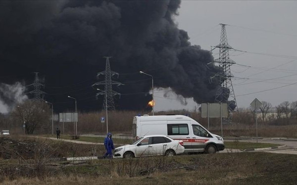 Ρωσία: Δύο άμαχοι νεκροί από «μαζικούς» βομβαρδισμούς στο Μπέλγκοροντ