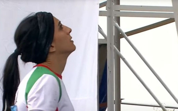 Θρίλερ στο Ιράν: Αγνοείται αθλήτρια που αγωνίστηκε χωρίς χιτζάμπ (βίντεο)