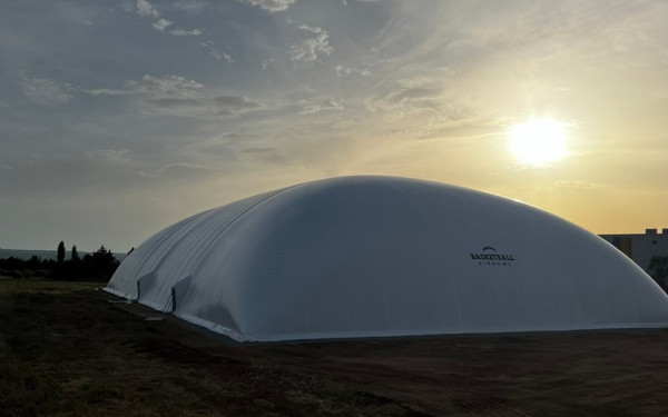 Πρότζεκτ... μπαλόνι: Η Θεσσαλονίκη αποκτά το δικό της πρωτοποριακό γήπεδο μπάσκετ (φωτ.)