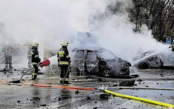 Τουλάχιστον 8 οι νεκροί από τις επιθέσεις των drone καμικάζι στην Ουκρανία (βίντεο)
