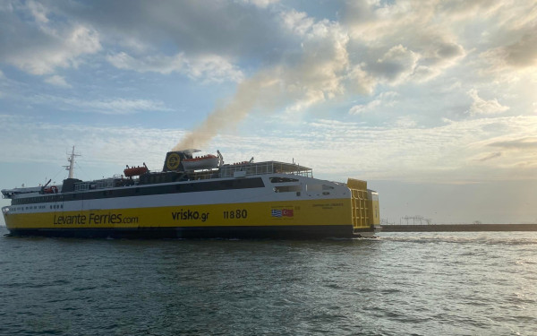 Σταματά η πολυδιαφημισμένη ακτοπλοϊκή σύνδεση Θεσσαλονίκης - Σμύρνης