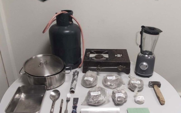 Διακινούσαν νοθευμένη ηρωίνη σε Αθήνα και Θεσσαλονίκη - Δύο συλλήψεις