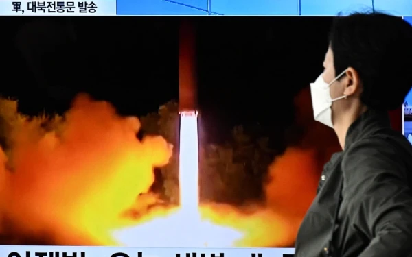 Ένταση στην κορεατική χερσόνησο: Η Πιονγκγιάνγκ εκτόξευσε νέο «βαλλιστικό πύραυλο άγνωστου τύπου»