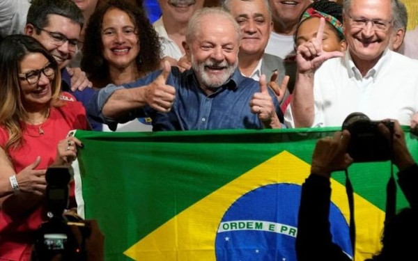 Ορκίζεται πρόεδρος της Βραζιλίας σήμερα ο Λούλα Ντα Σίλβα