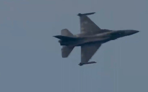 Ουκρανικές πιέσεις στο Κονγκρέσο για αποστολή F16 στο Κίεβο 