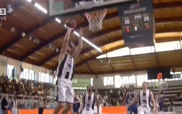 Μπάσκετ: Αυτό το καλάθι δεν χανόταν ούτε στο Ποσειδώνιο (βίντεο)